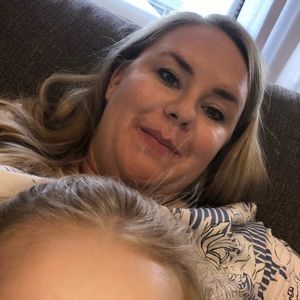 Meet your Posher, Ischa